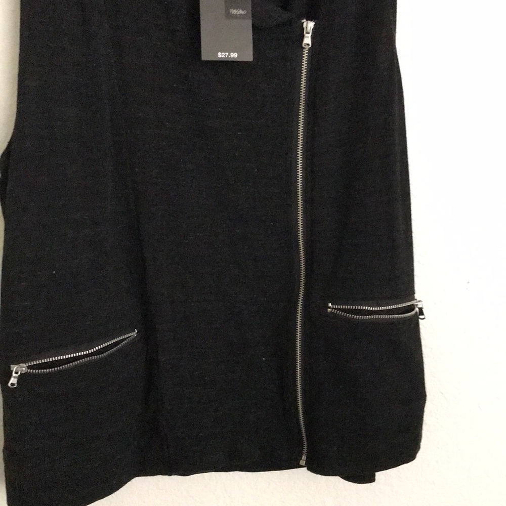 Zipper Vest - Picture 3 of 4